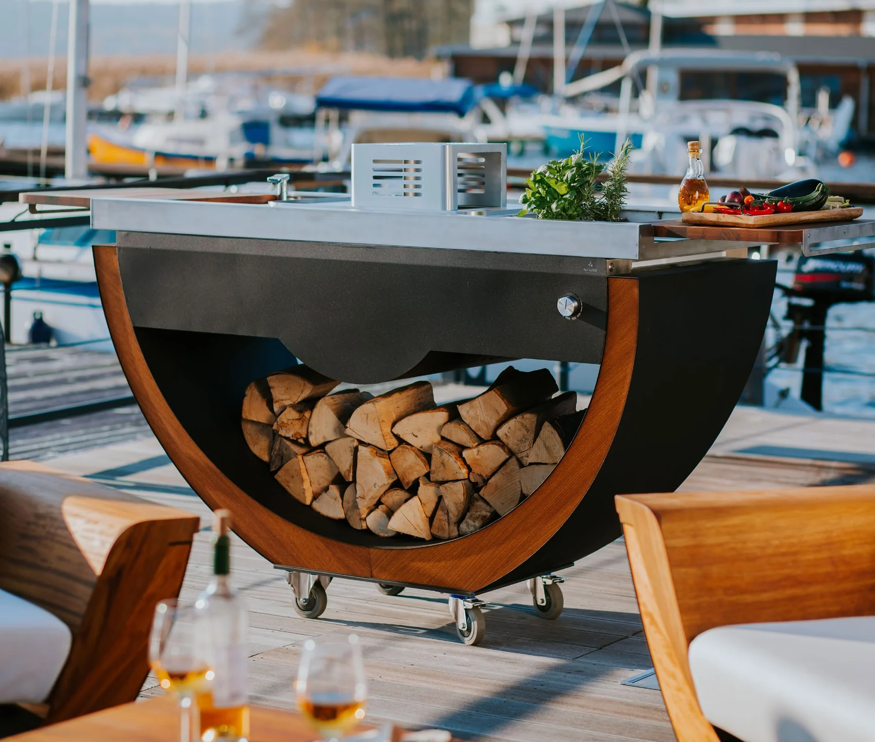 NARIE-Outdoorküche in einer Marina