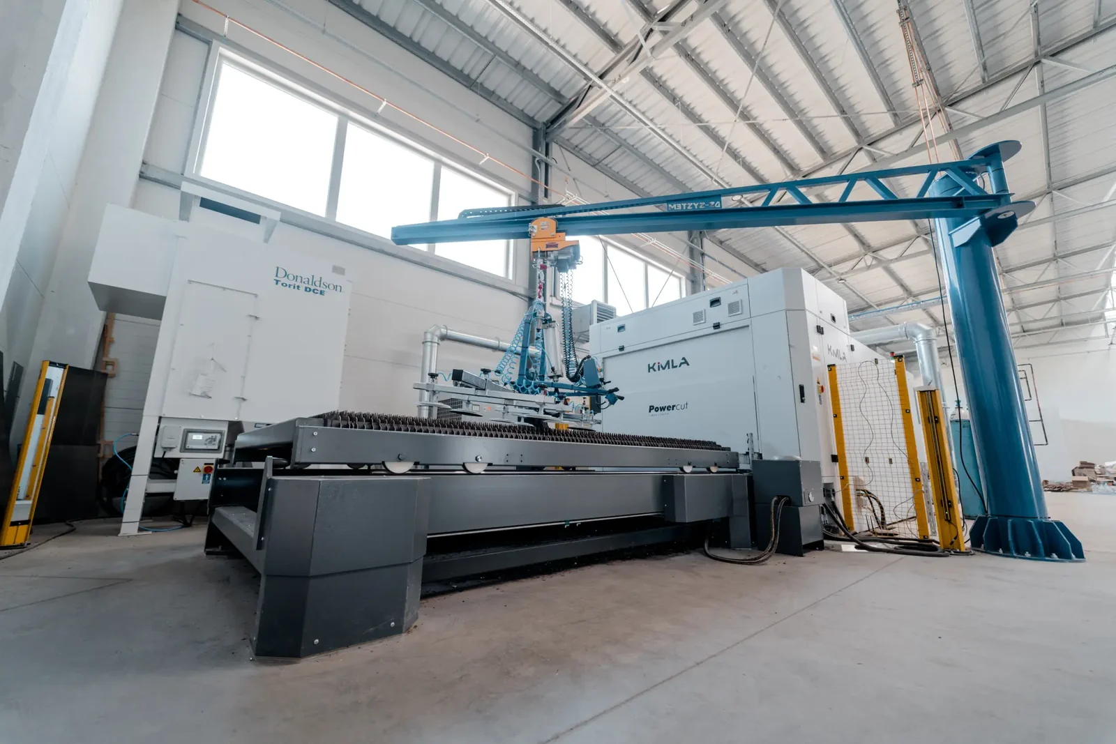Laseranlage zur Metallbearbeitung im Werk von Masuria Industry.